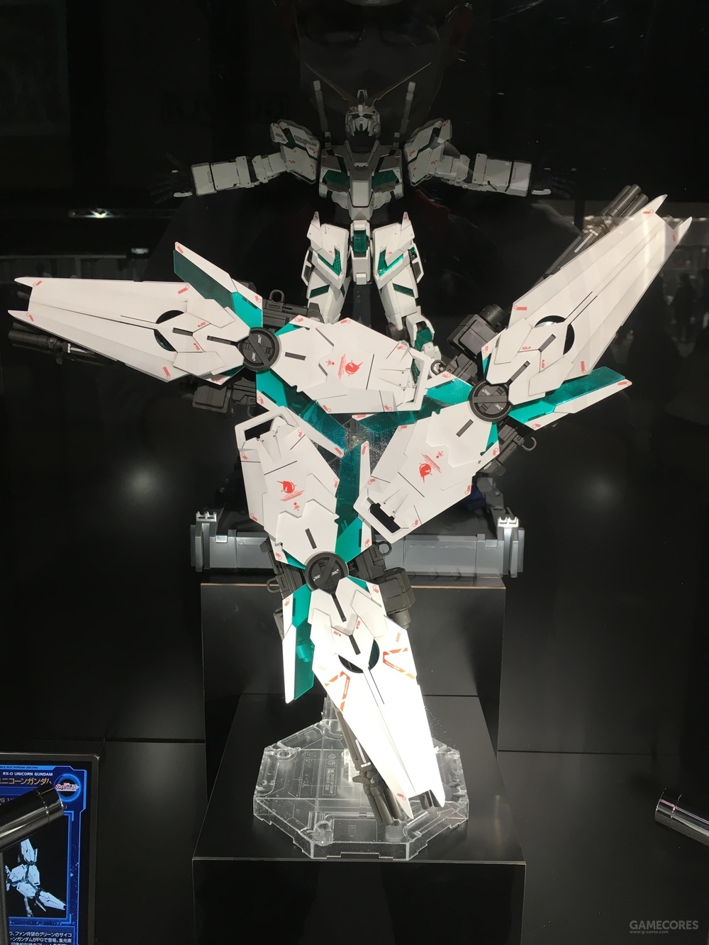 如果你来东京台场朝圣独角兽高达,那一定不要错过gundam base