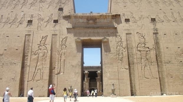 埃德府(edfu)的荷鲁斯神庙实景,这是