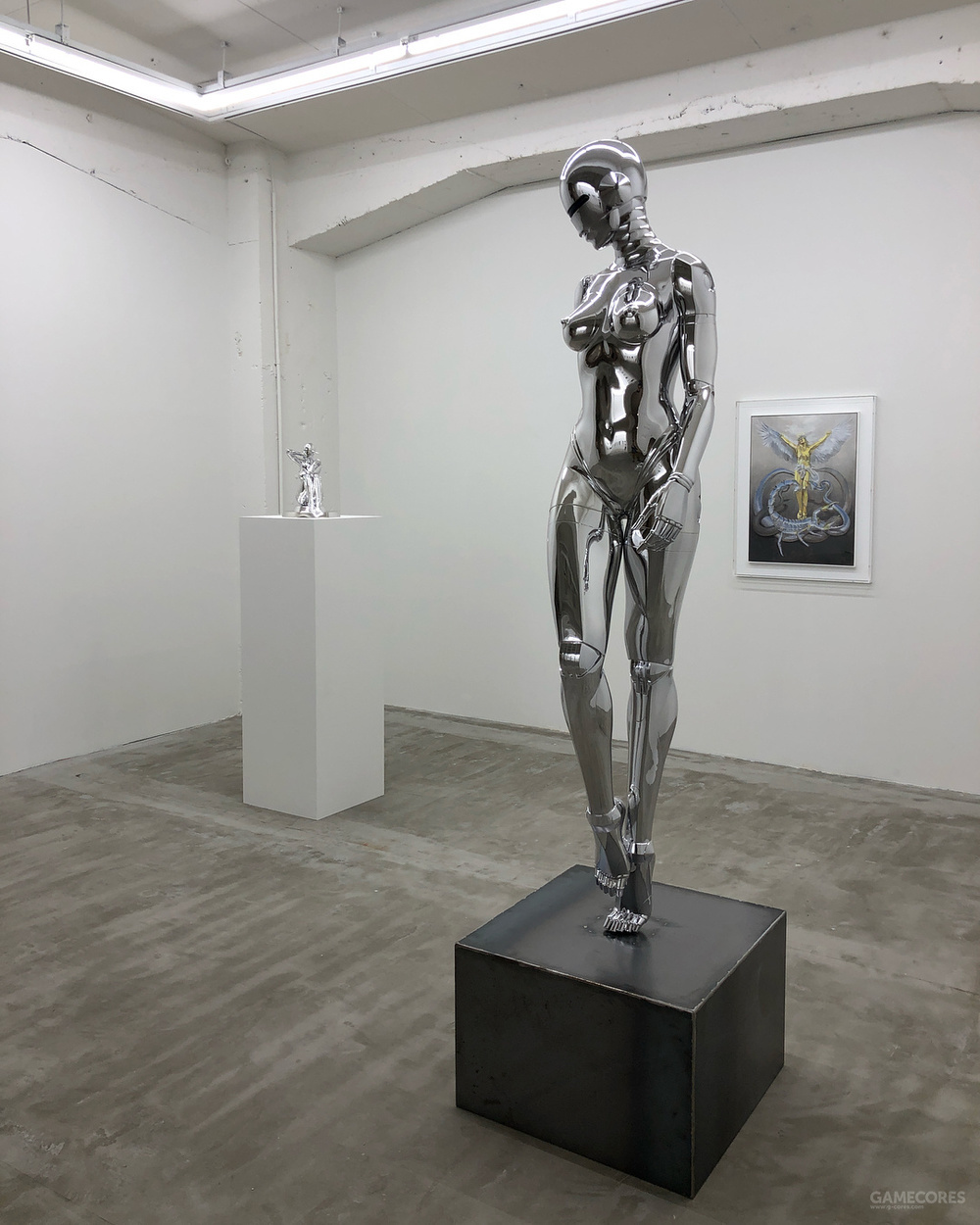那个以性感机械女郎闻名于世的艺术家空山基的新个展开幕啦!