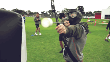 让我们像劳拉·克劳馥一样射箭吧