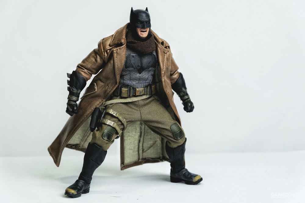 mezco 噩梦蝙蝠侠模型分享