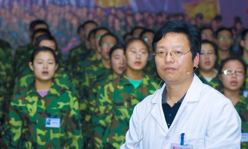所谓的网瘾治疗中心,不仅无法戒除网瘾,还容易起到