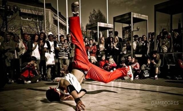 breaking的招牌动作powermoves