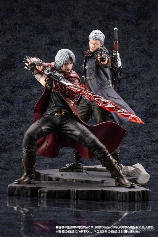 手办设计再现了绯红皇后,湛蓝玫瑰,魔剑叛逆的武器细节,可以清楚绯红